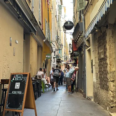 Cathedral View - Heart Of Vieux * ניס
